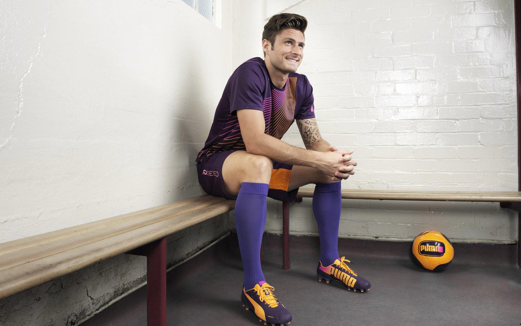 库里狂飙9记三分球率勇士逆转取胜，创赛季新高