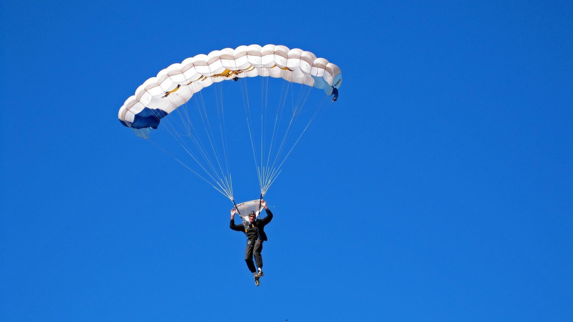 中国皮划艇队亚锦赛斩获三金 新生代选手表现亮眼