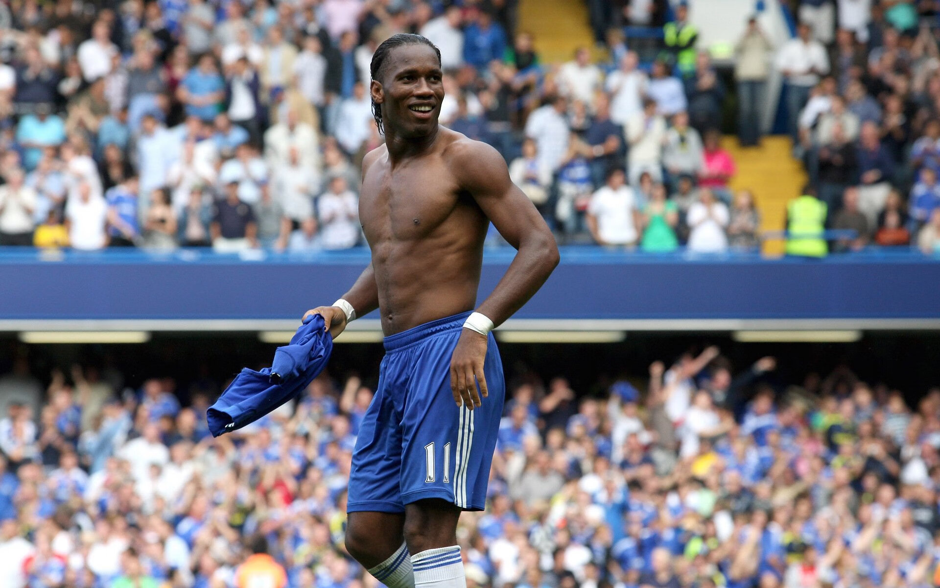 机器人竞赛掀起体育科技新浪潮，全球选手角逐智能巅峰